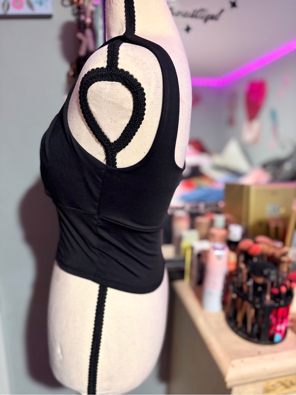 NWOT Live in the Moment Ruched Bust Tank Top - Picture 2 of 4